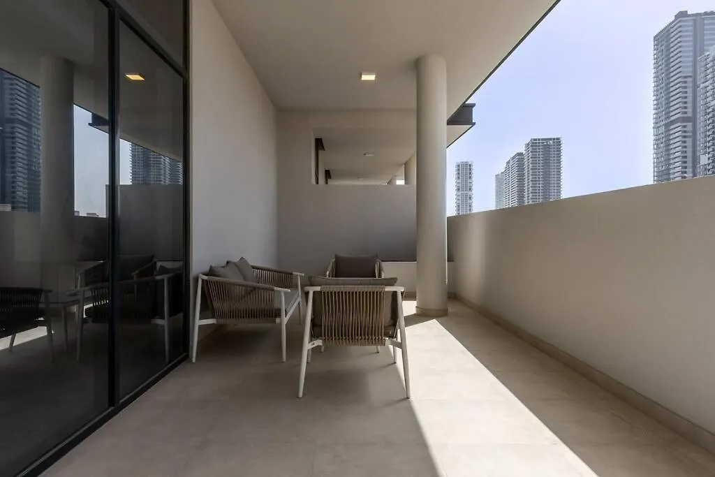 Apartment Waves - Tranquil Living 2Br Apt In Jvc With City Views Dubai United Arab Emirates