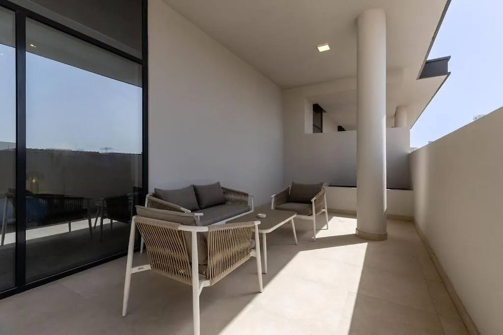 Waves - Tranquil Living 2Br Apt In Jvc With City Views Dubai Apartment